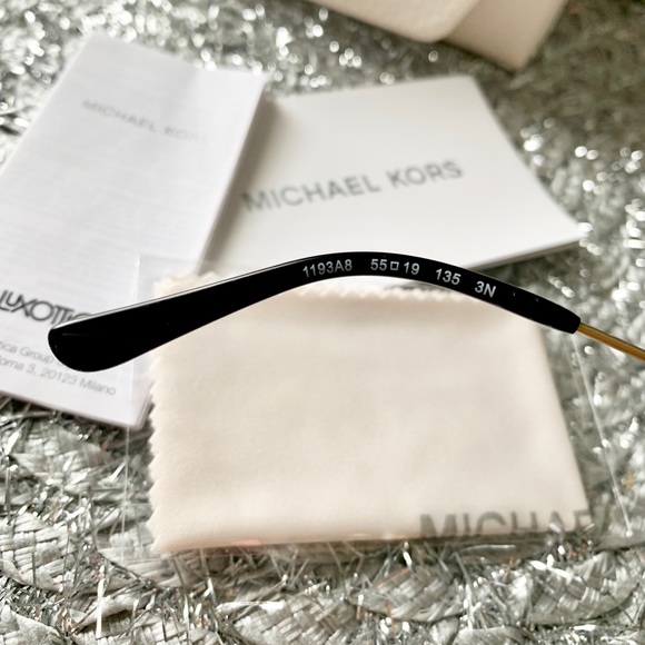 New Michael Kors Sunglasses - Picture 7 of 8